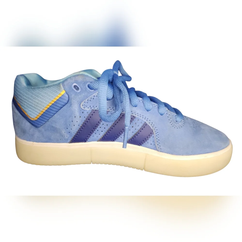 Adidas Tyshawn Sneakers, Mens 5.5 - Picture 8 of 11